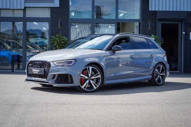 AUDI RS3