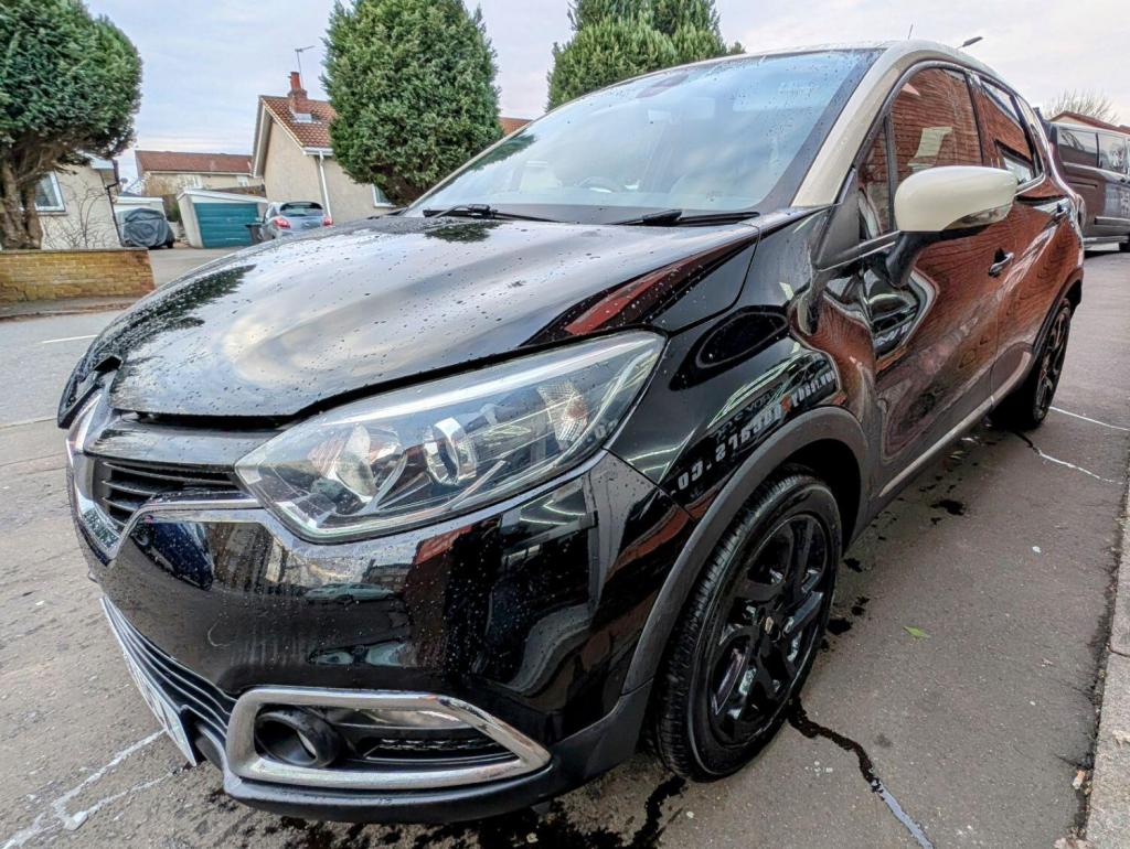 RENAULT CAPTUR