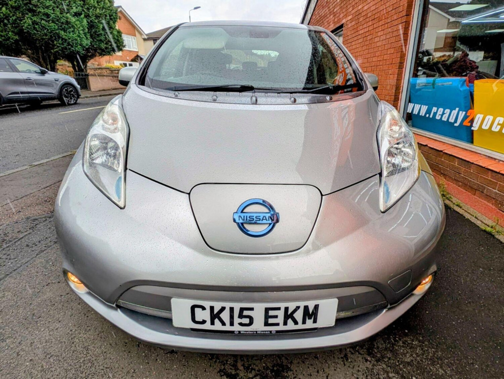 NISSAN LEAF