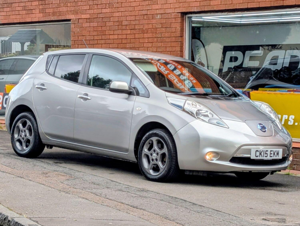 NISSAN LEAF