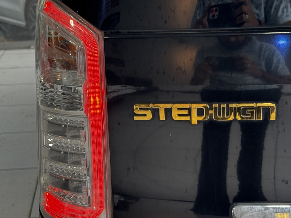 HONDA STEPWAGON
