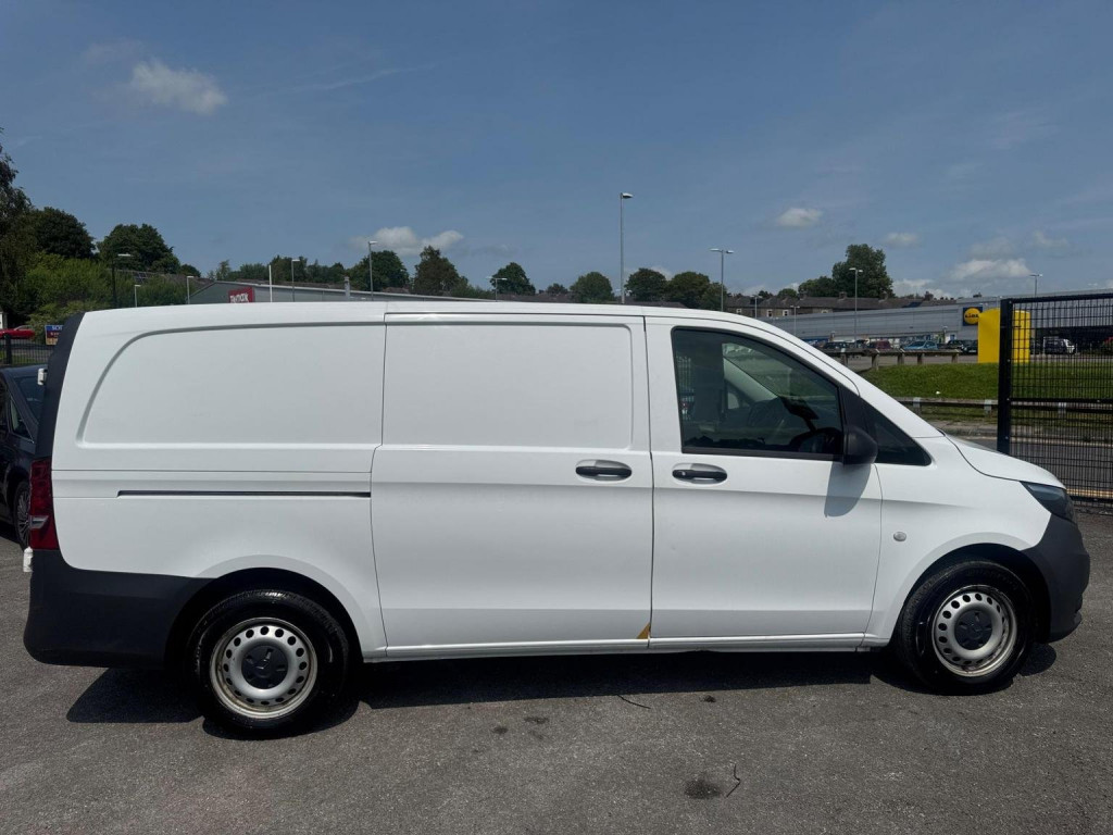 MERCEDES-BENZ VITO