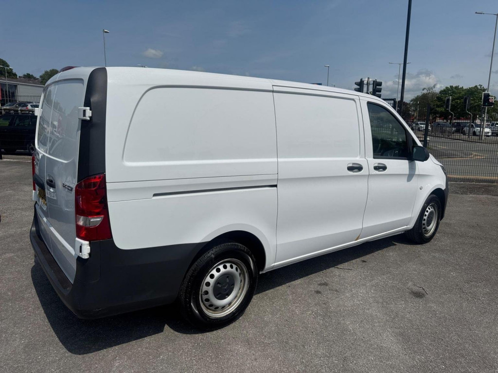 MERCEDES-BENZ VITO
