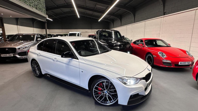 BMW 3 SERIES