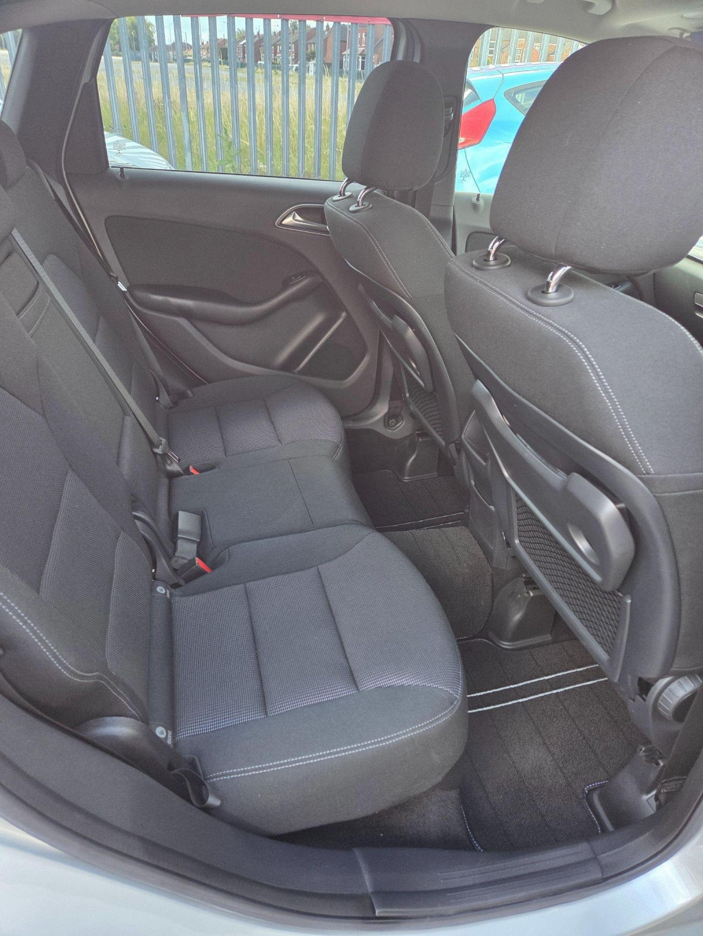 MERCEDES-BENZ B CLASS