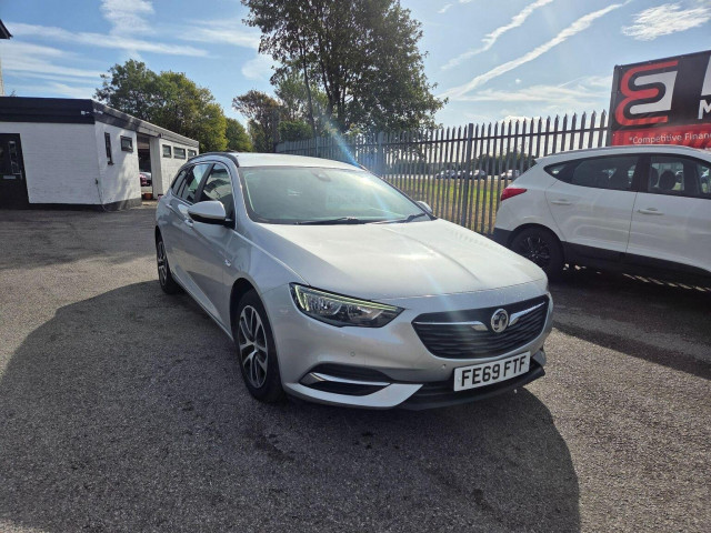 VAUXHALL INSIGNIA