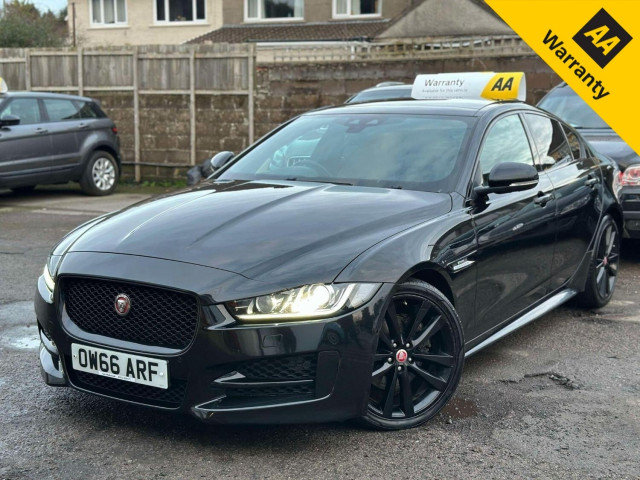 JAGUAR XE