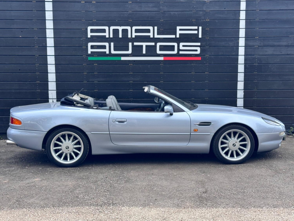 ASTON MARTIN DB7