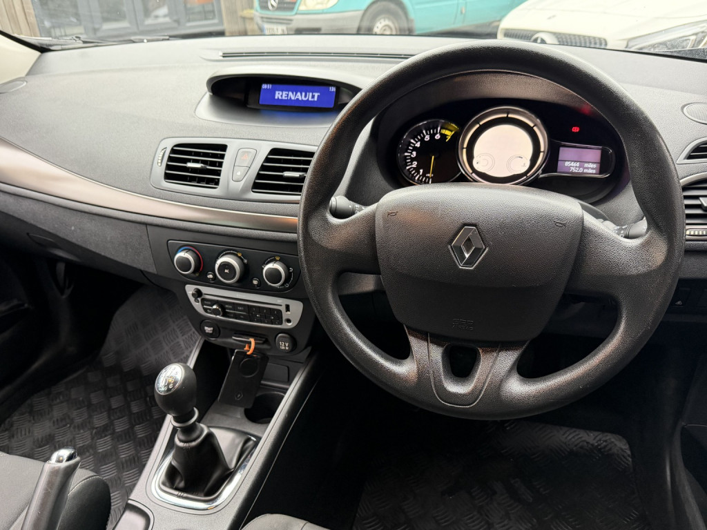 RENAULT MEGANE