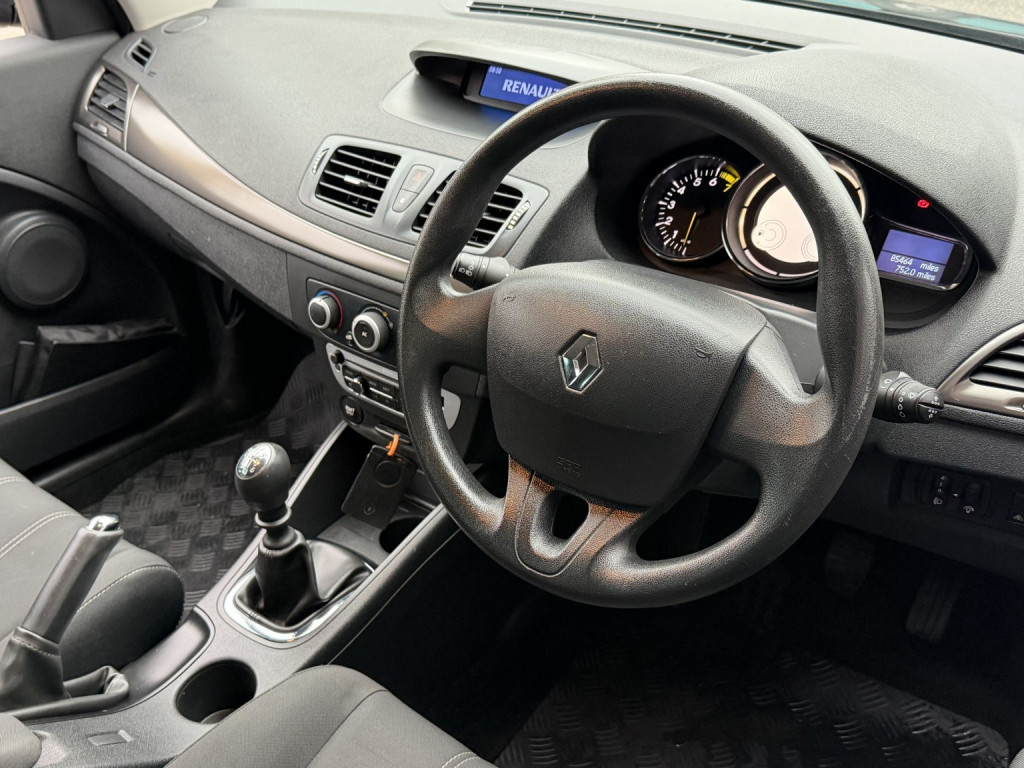 RENAULT MEGANE