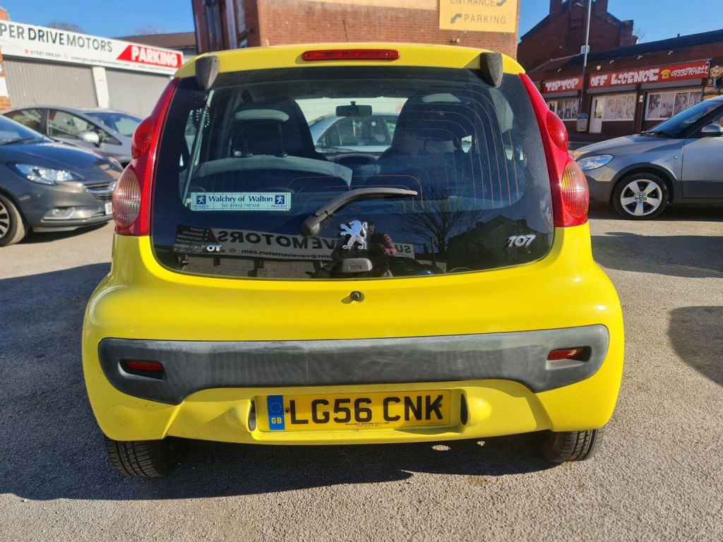 PEUGEOT 107