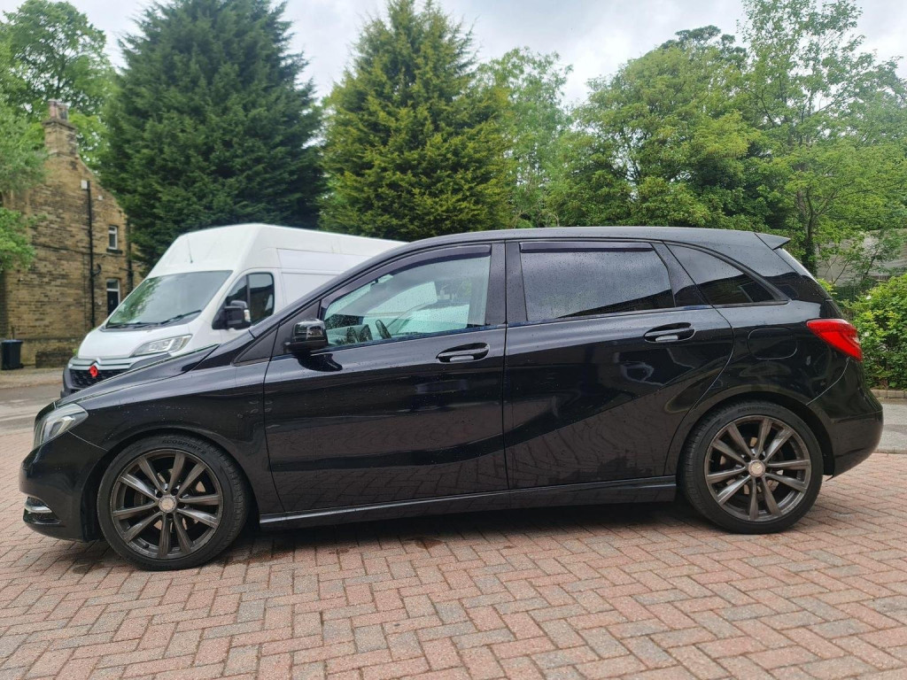 MERCEDES-BENZ B CLASS