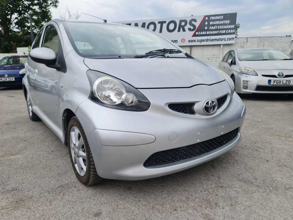 TOYOTA AYGO
