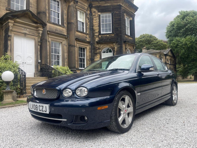 JAGUAR X-TYPE