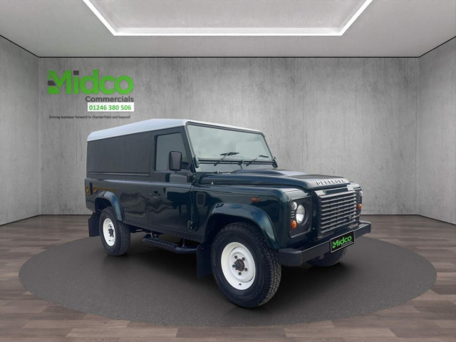 LAND ROVER DEFENDER 110