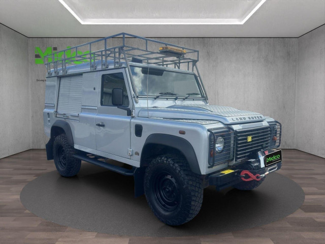 LAND ROVER DEFENDER 110