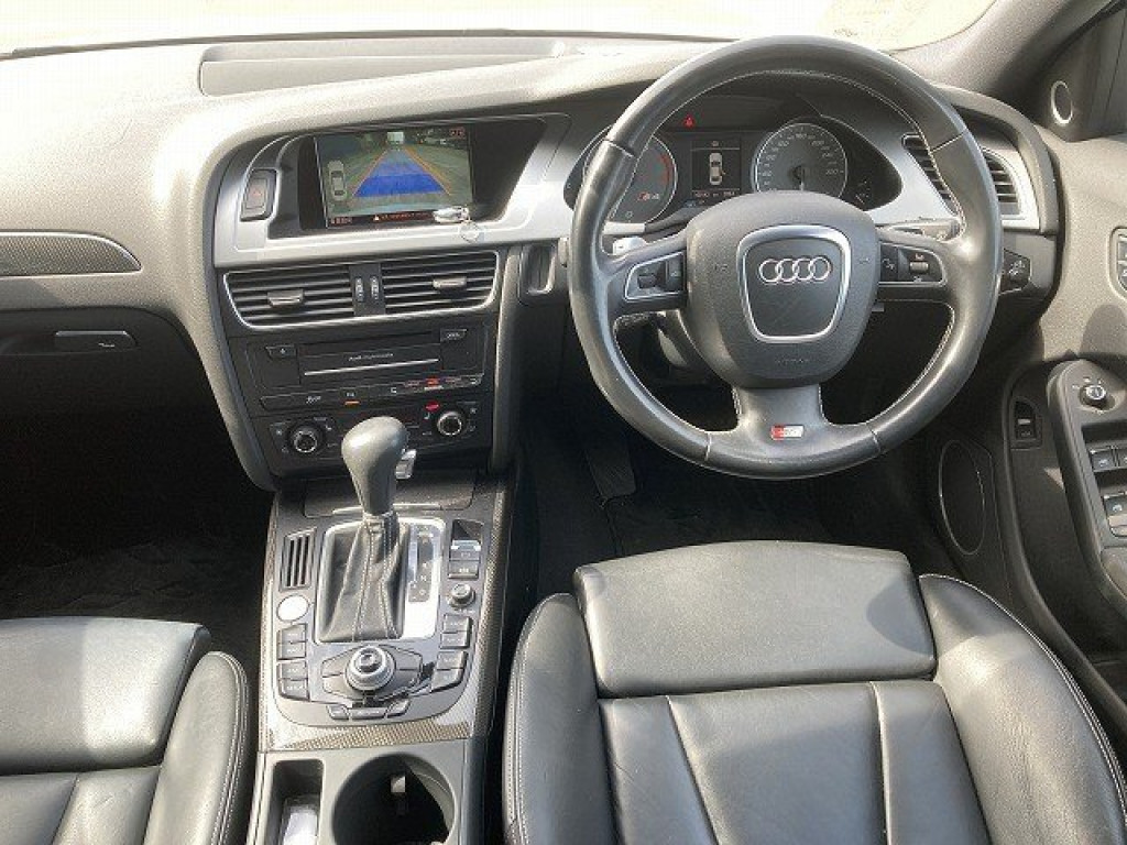 AUDI S4