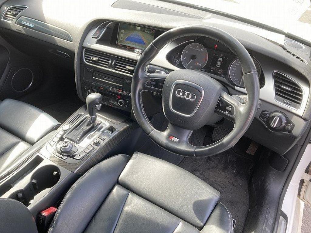 AUDI S4