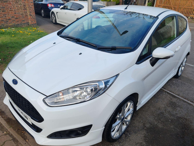 FORD FIESTA 1.0 T EcoBoost Zetec S