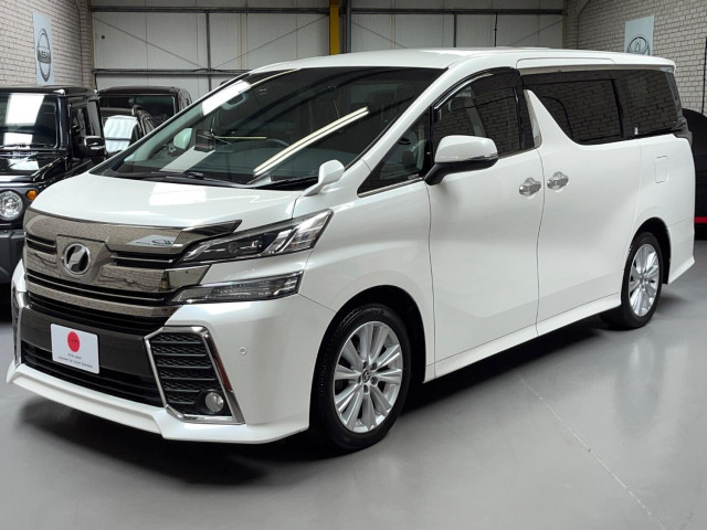 TOYOTA VELLFIRE