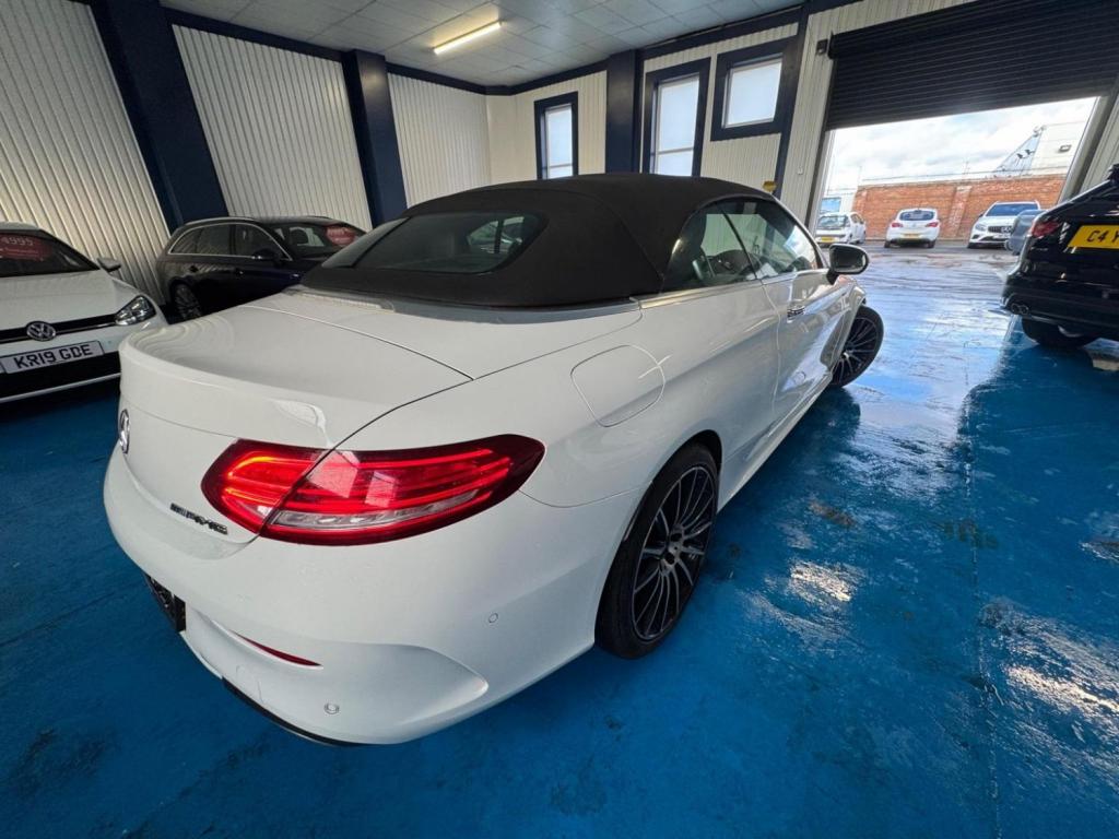 MERCEDES-BENZ C CLASS