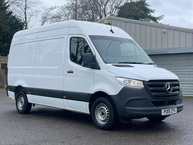 MERCEDES-BENZ SPRINTER