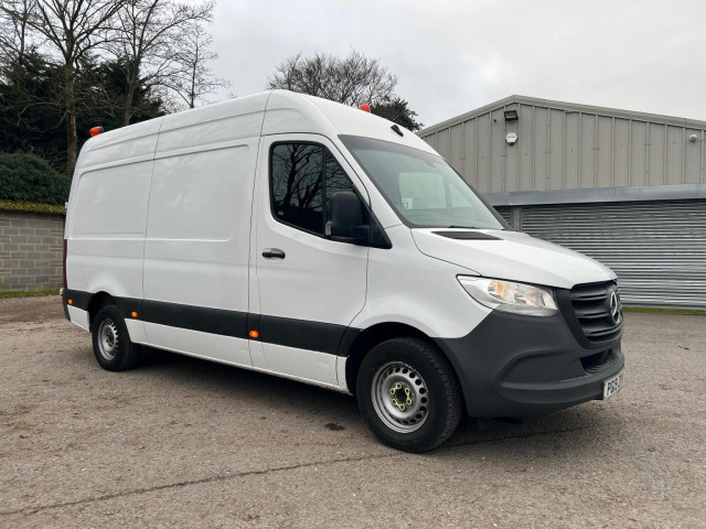 MERCEDES-BENZ SPRINTER