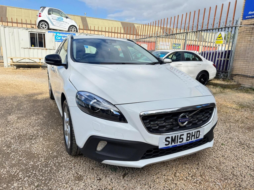 VOLVO V40 CROSS COUNTRY