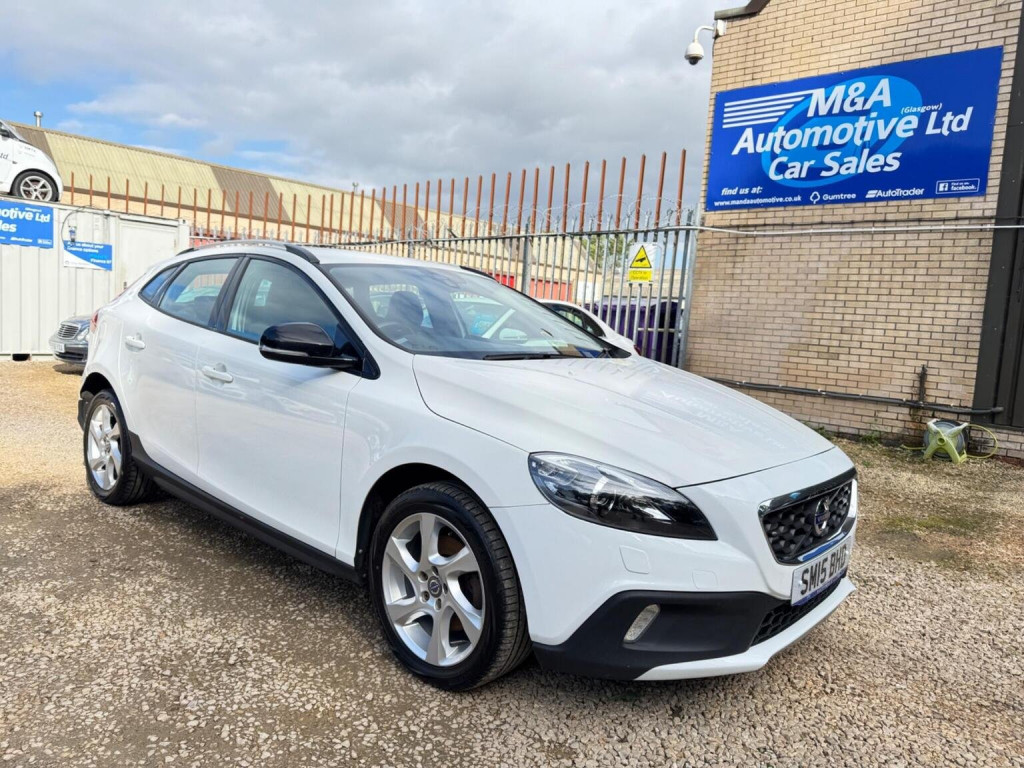 VOLVO V40 CROSS COUNTRY