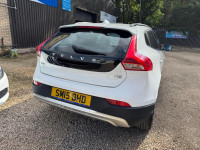 VOLVO V40 CROSS COUNTRY