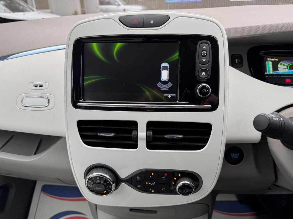 RENAULT ZOE
