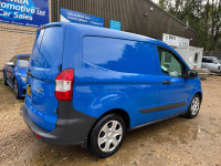 FORD TRANSIT COURIER