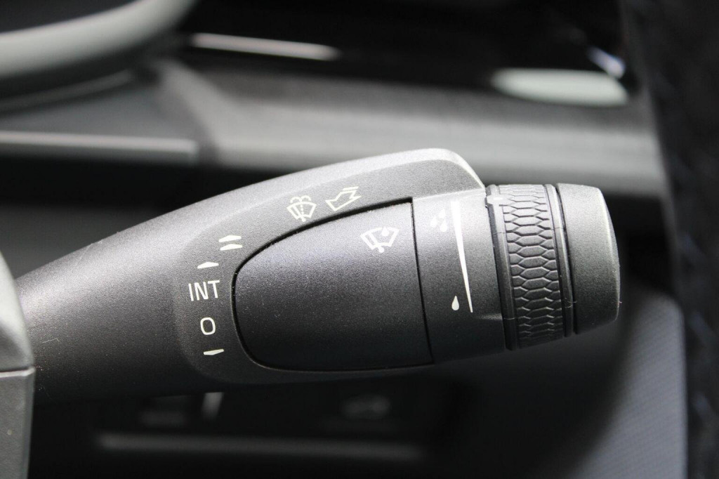 POLESTAR POLESTAR 2