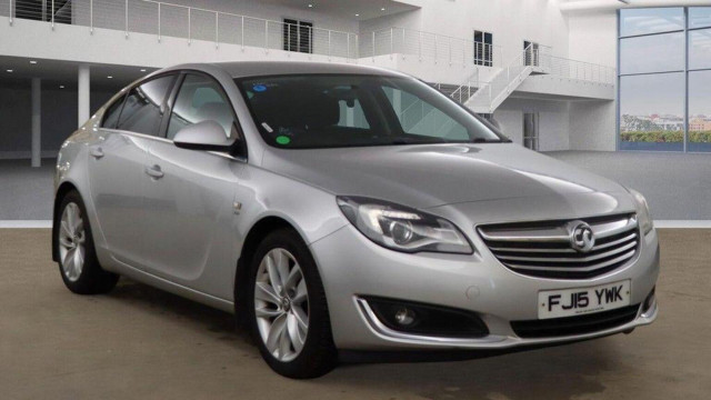VAUXHALL INSIGNIA