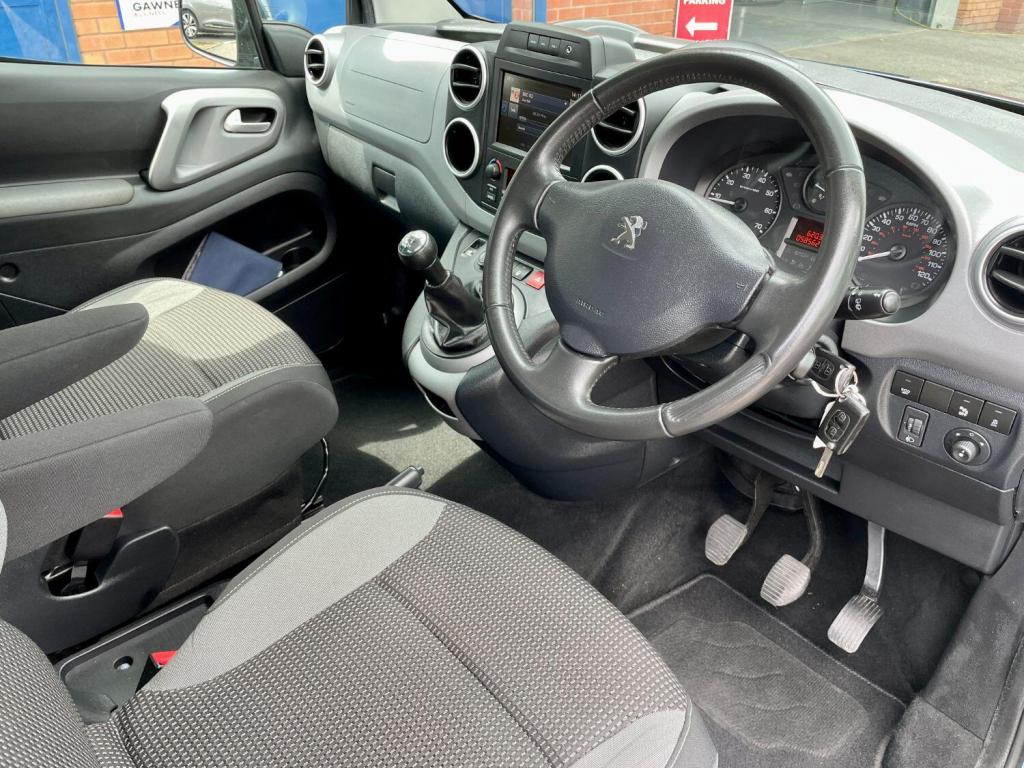 PEUGEOT PARTNER TEPEE